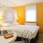 ホテル Ibis Styles 3*