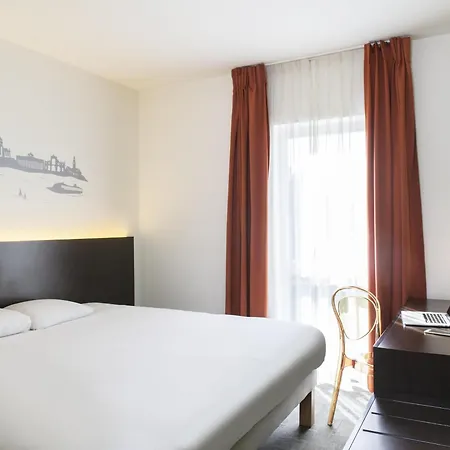 Ibis Styles La Louviere
