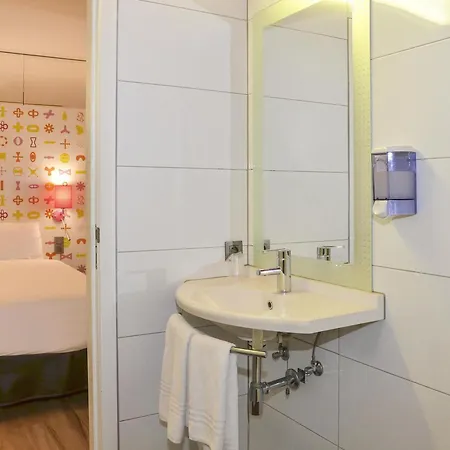 Hotel Ibis Styles 3*