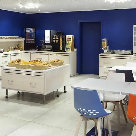 Ibis Styles Hotel 3*
