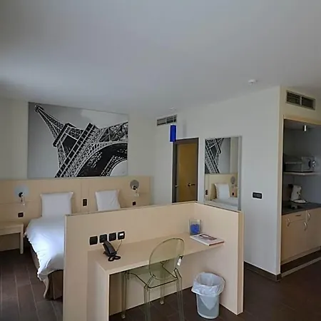 Ibis Styles 酒店 拉卢维耶尔