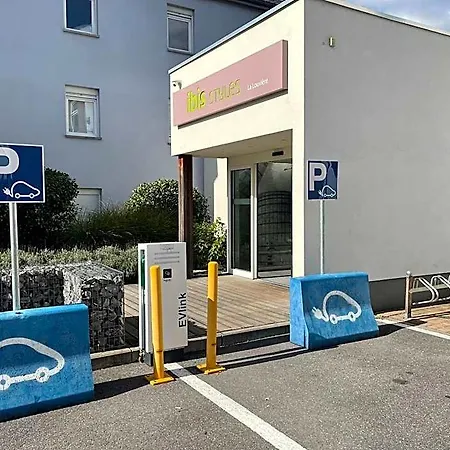 Ibis Styles 酒店 拉卢维耶尔