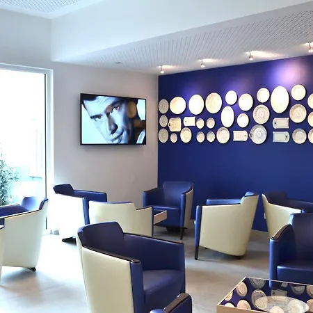 Ibis Styles 3*