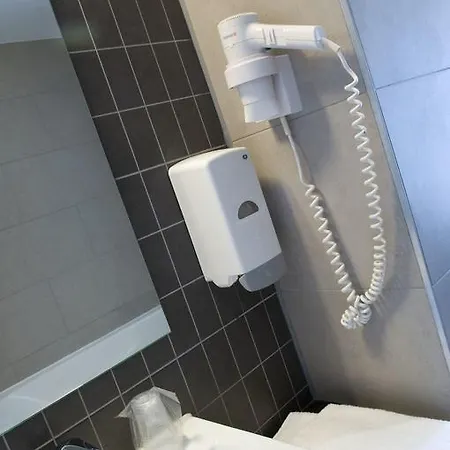 فندق Ibis Styles La Louvière