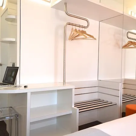 Ibis Styles Hotel 3*