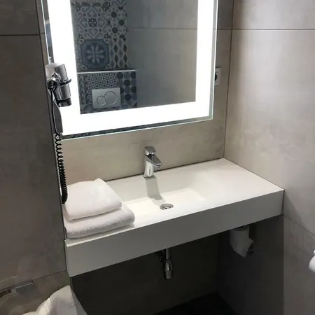 Hotel Ibis Styles 3*