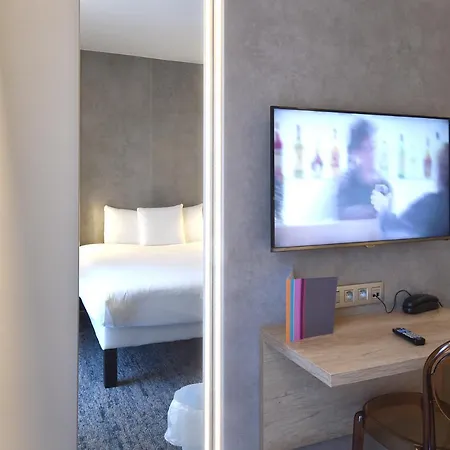 ホテル Ibis Styles 3*
